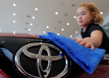 Toyota withdraw business from Russia