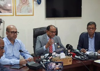 ঈদে ট্রেনের অগ্রিম টিকিট শুধু অনলাইনে