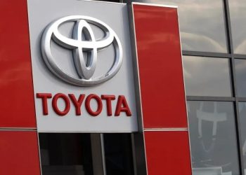 জাপানে টয়োটার সব কারখানা বন্ধ