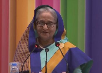 আমরাও একদিন চাঁদে যাবো; প্রতিটি স্কুলে হবে কম্পিউটার ল্যাব: প্রধানমন্ত্রী