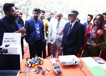 বাংলাদেশ ইউনিভার্সিটিতে ভর্তি মেলায় নজর কেড়েছে সহ-শিক্ষা কার্যক্রমের স্মার্ট উদ্ভাবন