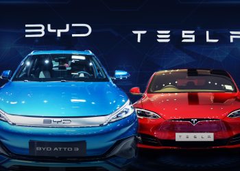 টেসলাকে ছাড়িয়ে শীর্ষস্থানে পৌঁছাতে যাচ্ছে চীনা বিওয়াইডি