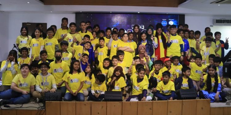 এআইইউবিতে কিডস স্পেস ক্যাম্প অনুষ্ঠিত