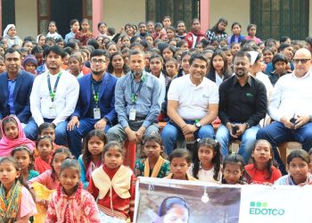 দিনাজপুরের সেন্ট ফ্রান্সিস হাই স্কুলে আলো ছড়াল ইডটকো