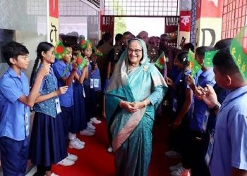 চাঁদে যাওয়ার প্রস্তুতি নাও: শিশুদের প্রধানমন্ত্রী