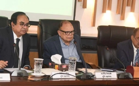 ডিজিটাল ডিভাইসের পেছনের মানুষটিরও সততা থাকতে হবে : ভূমি উপদেষ্টা