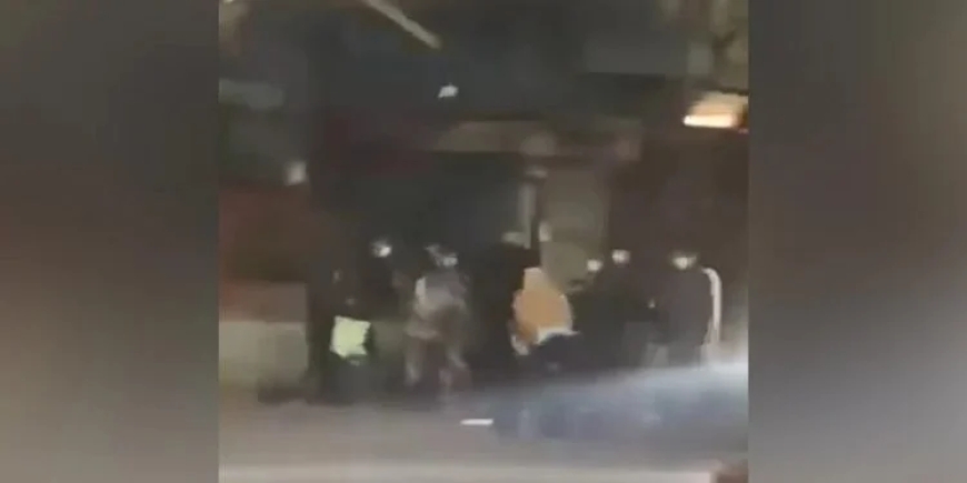 মাল্টিপ্লান সেন্টারের দুই ব্যবসায়ী কুপিয়ে জখম