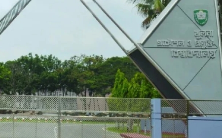 KUET Students Issue Ultimatum Over Campus Attack, Demand Resignations