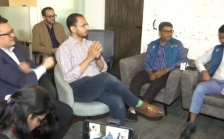 নগদের প্রধান কার্যালয়ে দুদকের অভিযান