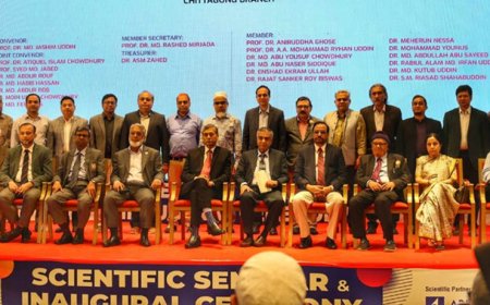 মেডিসিন সোসাইটির নতুন নেতৃত্বের অভিষেক ও বৈজ্ঞানিক সম্মেলন
