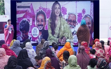 বিকাশ-এর অনলাইন উঠান বৈঠকে চিত্রতারকা মিম