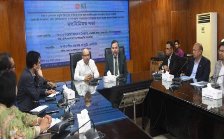 Faiz Ahmad Taiyeb Holds Discussion with ICT Officials in First Meeting After Appointment