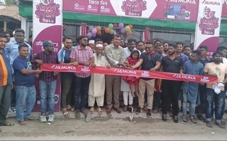 রৌমারীতে যমুনা ইলেকট্রনিক্সের শোরুম উদ্বোধন
