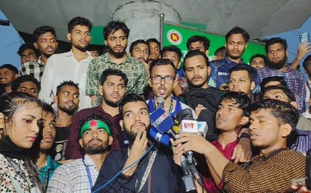 Polytechnic Protestors Pivot to Railway Blockade