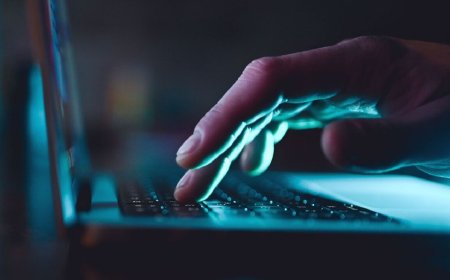নতুন কৌশলে সাইবার হামলাকারীরা