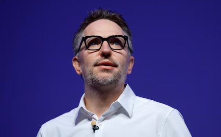 অফিস ও এআই বিভাগের নতুন নেতৃত্বে লিংকডইনের সিইও