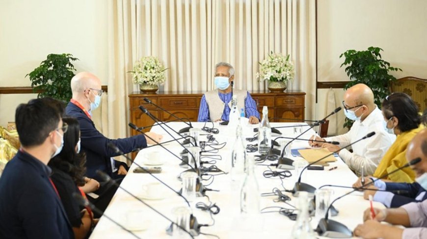 মেটাকে মিথ্যার বিরুদ্ধে লড়াইয়ের উপায় খুঁজে বের করার আহ্বান প্রধান উপদেষ্টার