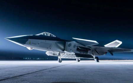 China Commissions Dual-Seat Stealth Fighter J-20S, Expanding Aerial Warfare Capabilities