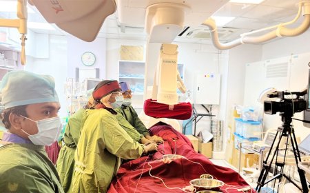 দেশে প্রথম অস্ত্রোপচার ছাড়া হৃদযন্ত্রের ভালভ প্রতিস্থাপন