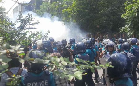 Clash at Shahbagh: Police and Engineering Students Collide During ‘Long March to Dhaka’