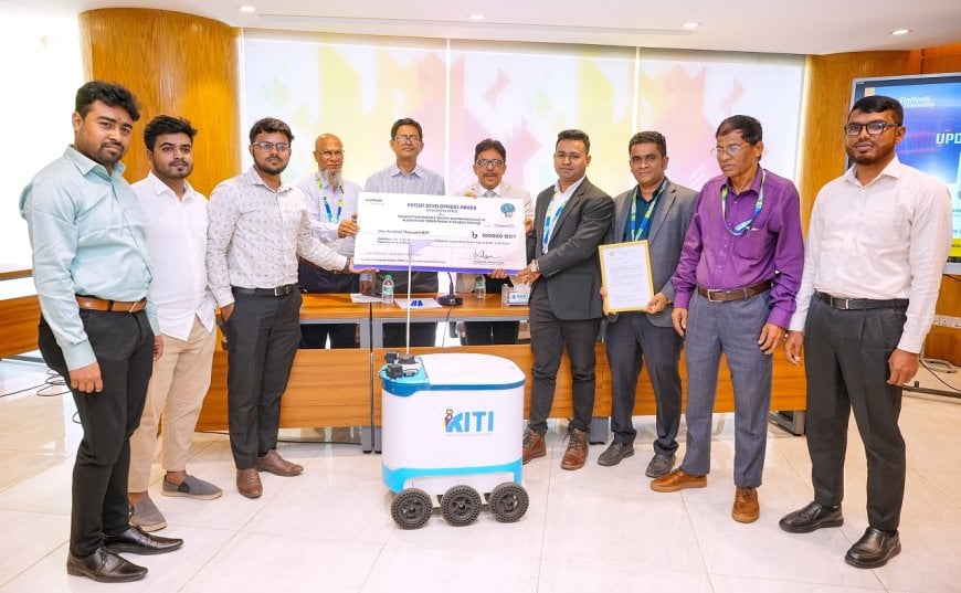 গ্রাহকের ঘরে খাবার পৌঁছে দেবে ‘কিটি’