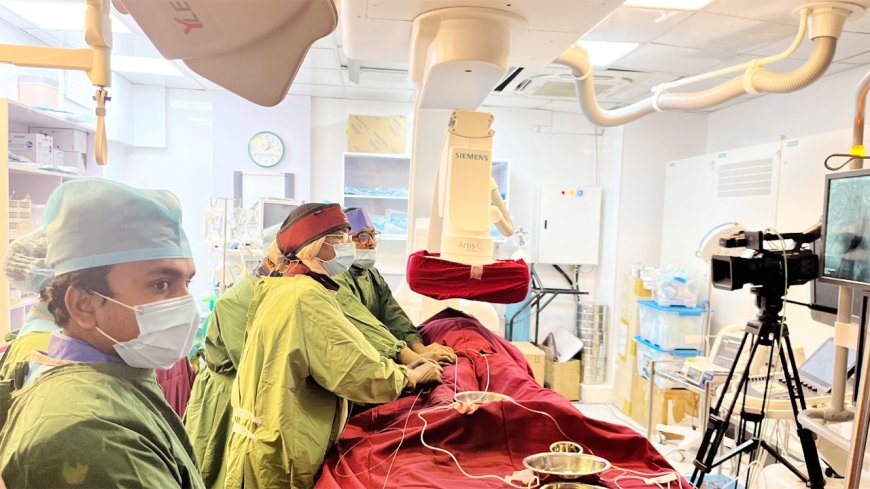 দেশে প্রথম অস্ত্রোপচার ছাড়া হৃদযন্ত্রের ভালভ প্রতিস্থাপন