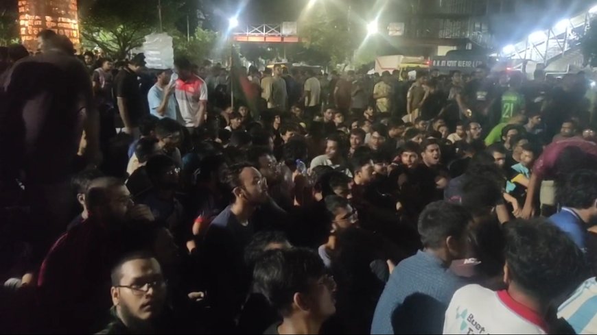 মধ্যরাতে বুয়েট শিক্ষার্থীদের ১২ ঘণ্টার আল্টিমেটাম