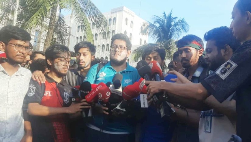 Protesting Pupils Present New Plea