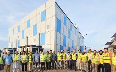 Faiz Ahmad Taiyeb Visits Grameenphone’s Sylhet Data Center