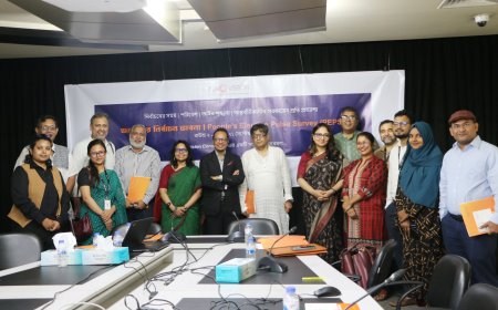 তথ্যের প্রধান উৎস হয়ে উঠছে অনলাইন সামাজিক যোগাযোগমাধ্যম : জরিপ