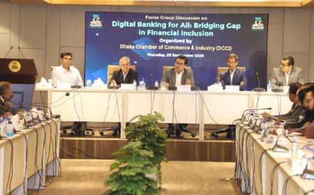Policy Gaps and Security Risks Stall Digital Banking Growth in Bangladesh