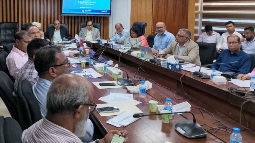 ভূমিসেবার ডিজিটাল রূপান্তরে চ্যালেঞ্জ ডিজিটাল দক্ষতা ও সচেতনতার ঘাটতি