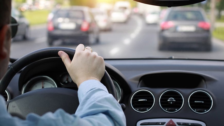 Driving Schools Urge 60-Hour Mandatory Training for License Applicants to Improve Road Safety