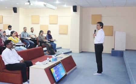 যবিপ্রবিতে “ফিল্ড ইমিশন স্ক্যানিং ইলেকট্রন  মাইক্রোসকপি” বিষয়ক কর্মশালা অনুষ্ঠিত