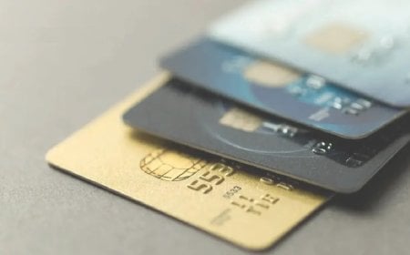 এখন থেকে আন্তর্জাতিক ব্যাংক কার্ডে কেনা যাবে বিমানের টিকিট