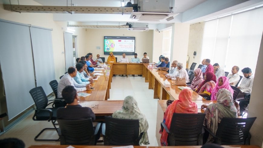 প্রযুক্তি নির্ভর সমাজে গ্রামীণ নারীর অবদানে তিন জেলায় স্বীকৃতি পেলেন ৩৬ জন