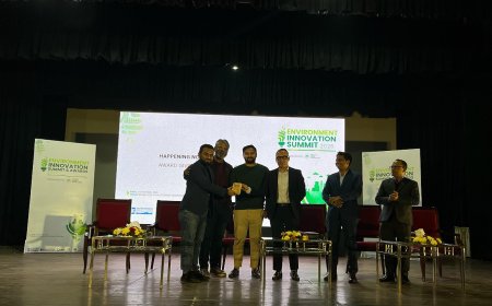 গো উইথ আশরাফুল আলম পেলেন পরিবেশ উদ্ভাবনী পদক ২০২৫