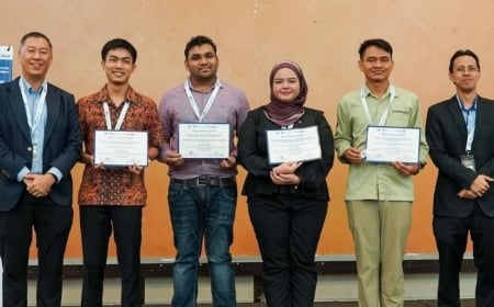 আইইইই স্কোররড-২০২৫ আন্তর্জাতিক সম্মেলনে ডাবল অ্যাওয়ার্ড জিতল আইইউবি-এর সিসিডিএস