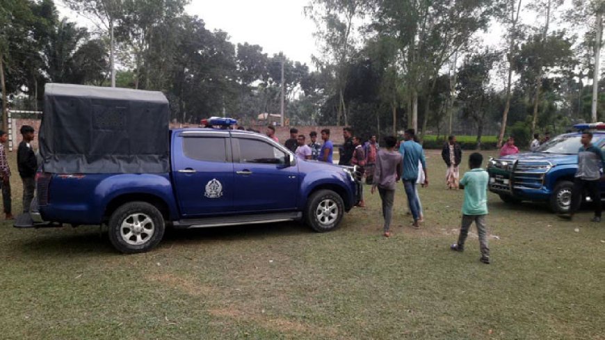 মেসেঞ্জারে গ্রুপচ্যাটের বিরোধে পঞ্চগড়ে ছাত্রকে ছুরিকাঘাতে ১২ কিশোর আটক