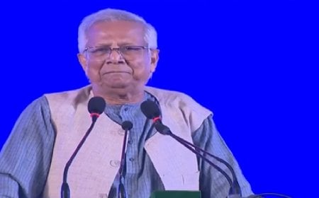 ইন্টারনেট বন্ধে মহাপরিক্রমশালী সরকারকে পালাতে হয়েছে  