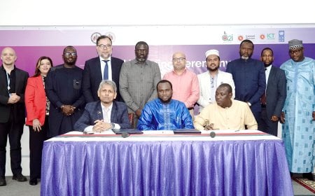 ই-গভর্নেন্স ব্যবস্থা উন্নয়নে এটুআই ও গাম্বিয়ার সমঝোতা স্মারক সই