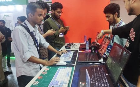 ল্যাপটপে মিলছে ছাড়   