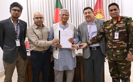 নজরদারি প্রযুক্তি পর্যালোচনা বিষয়ক প্রতিবেদন হস্তান্তর