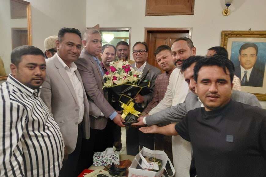 নতুন মন্ত্রীকে আইএসপিএবি নেতাদের ফুলেল শুভেচ্ছা