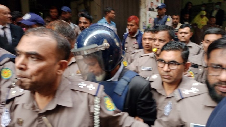 জামিনে মুক্ত জামায়াতের আমিরের এক্স অ্যাকাউন্ট ‘হ্যাক’ এ অভিযুক্ত বঙ্গভবন প্রোগ্রামার