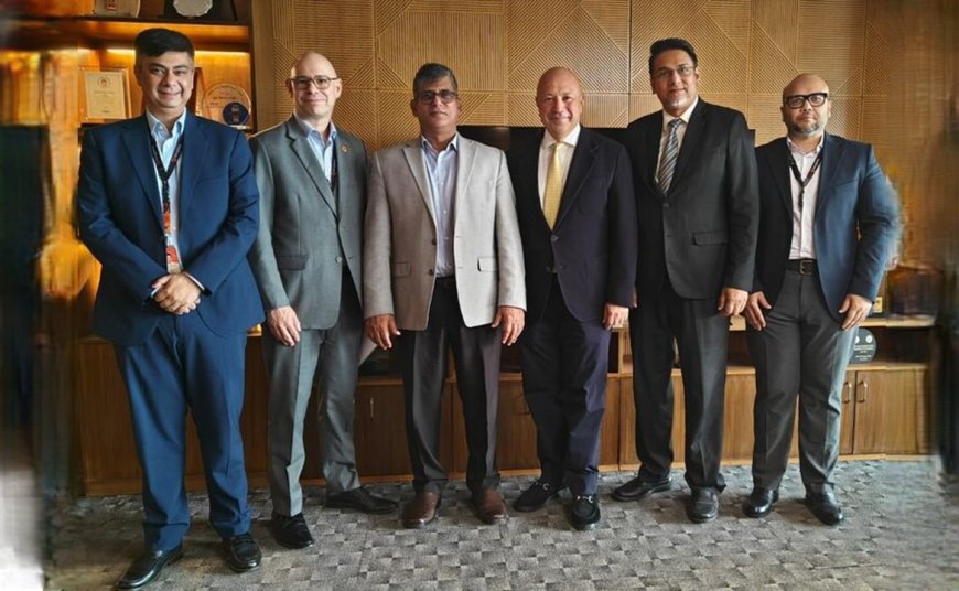 নতুন সরকার দায়িত্ব গ্রহণের পর ঢাকায় ঝটিকা সফর ভিওন সিইও