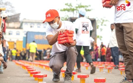 Robi Distributes Iftar Under Ramadan Social Campaign