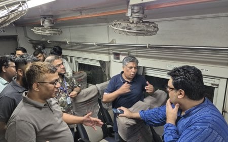 দেশে চলন্ত ট্রেনে স্টারলিংকের ইন্টারনেট  চালু!