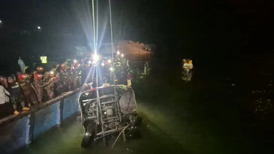 Tragic Bus Submergence in Padma River Leaves Dozens Missing in Rajbari
