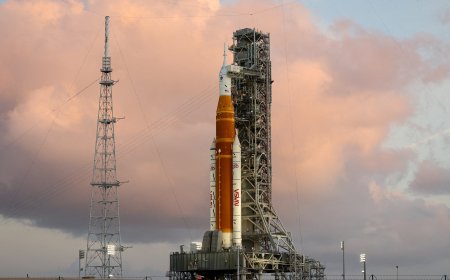 Artemis II Advances: NASA Prepares First Crewed Lunar Mission Since Apollo Era